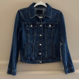 Banana Republic Jean Jacket. Small. Like New. 100% Cotton.